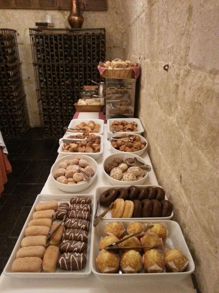 Posada Real Castillo del Buen Amor Topas Exterior foto