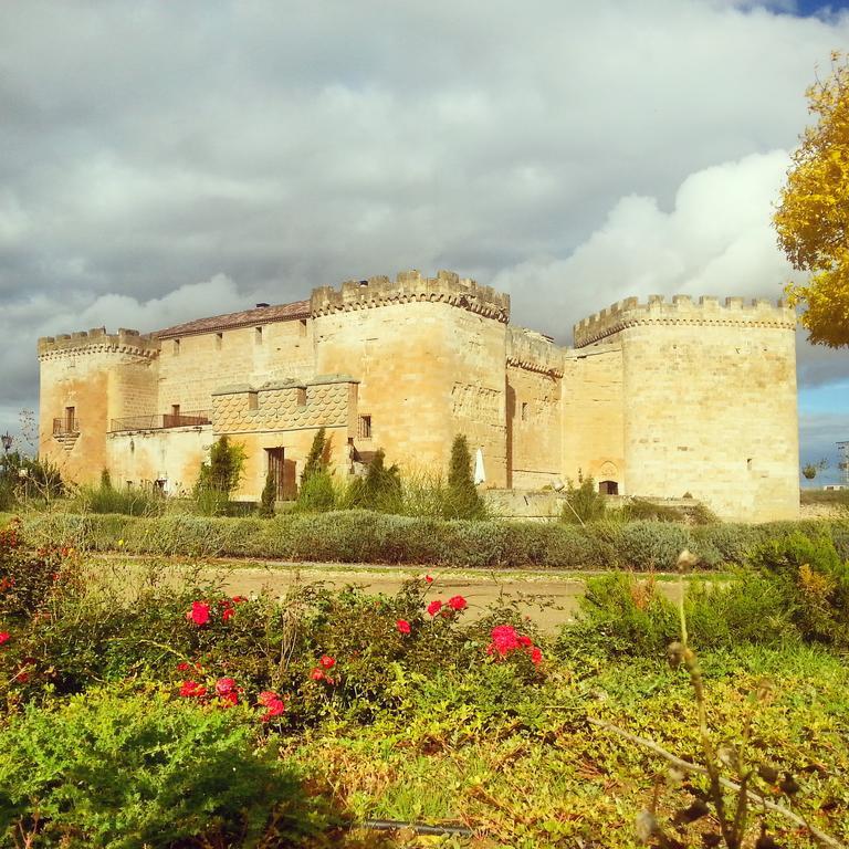Posada Real Castillo del Buen Amor Topas Exterior foto